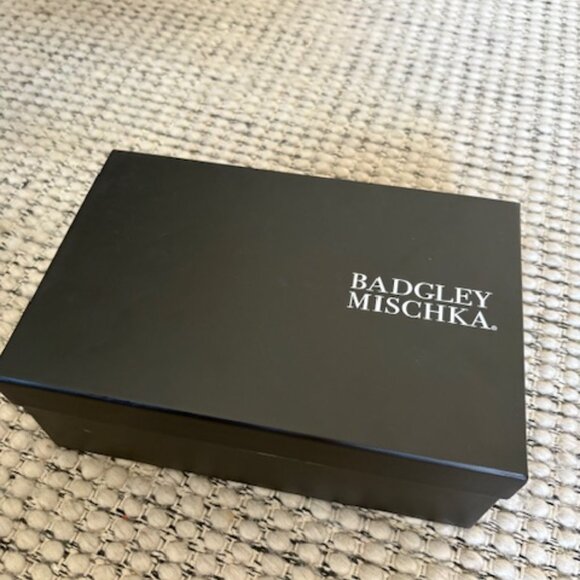 Badgley Mischka Women's Jordyn Heeled Sandal - Picture 6 of 10